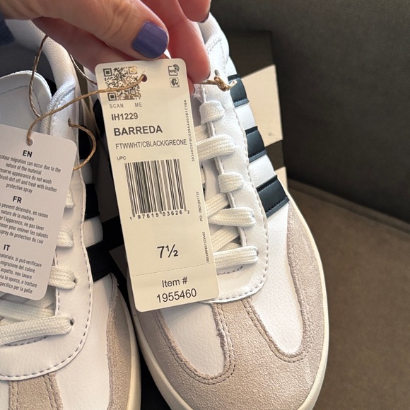 Adidas White and Black Barreda Low-Top Sneakers.  Brand new in box with tags. - Picture 4 of 10